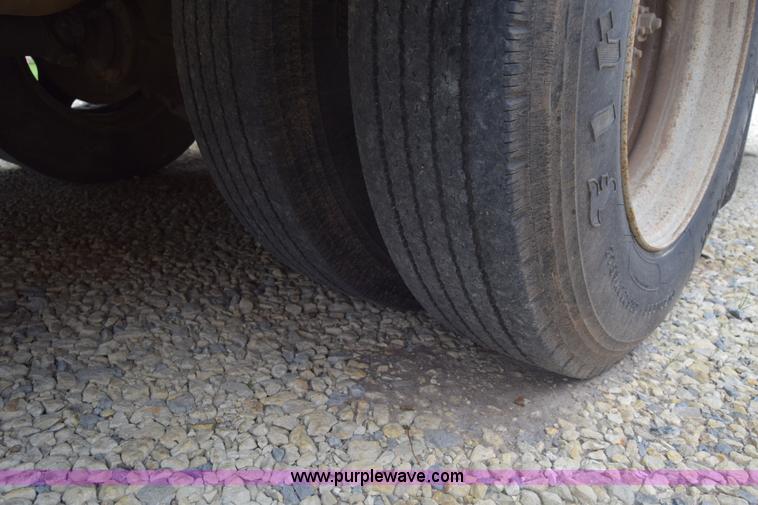 image for item CB9291 1991 Chevrolet Blue Bird school bus