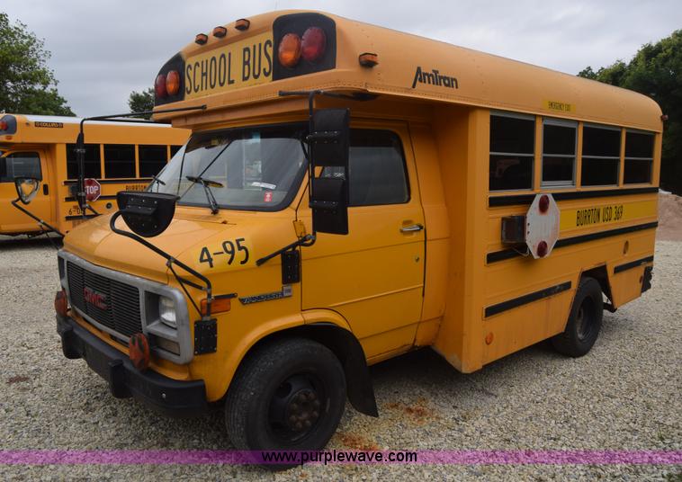 image for item CB9292 1995 GMC G3500 Am Tran school bus