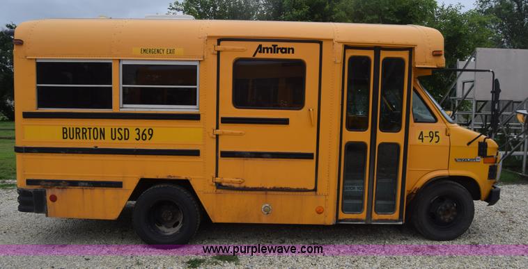 image for item CB9292 1995 GMC G3500 Am Tran school bus