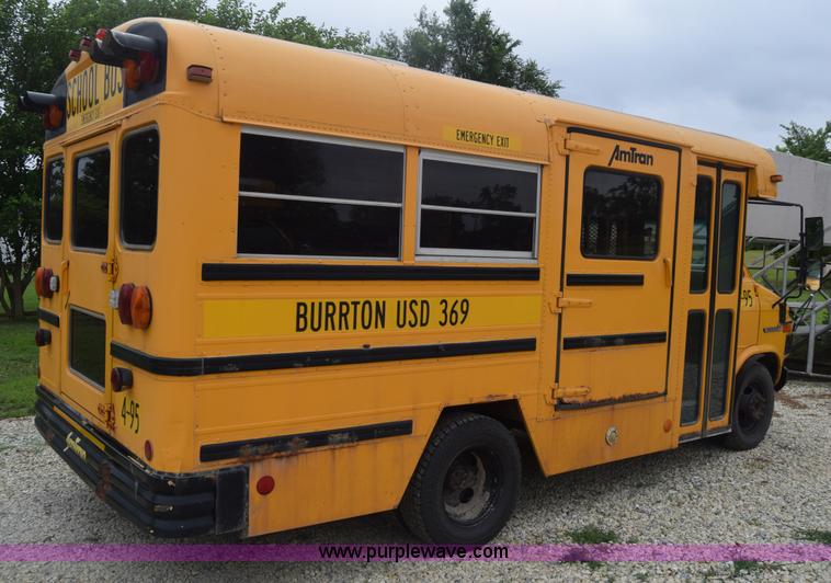image for item CB9292 1995 GMC G3500 Am Tran school bus