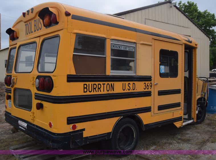 image for item CB9293 1985 Chevrolet G30 school bus