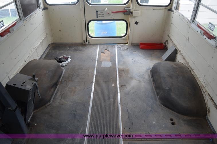 image for item CB9293 1985 Chevrolet G30 school bus