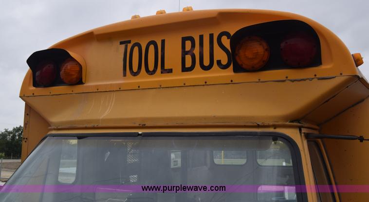 image for item CB9293 1985 Chevrolet G30 school bus