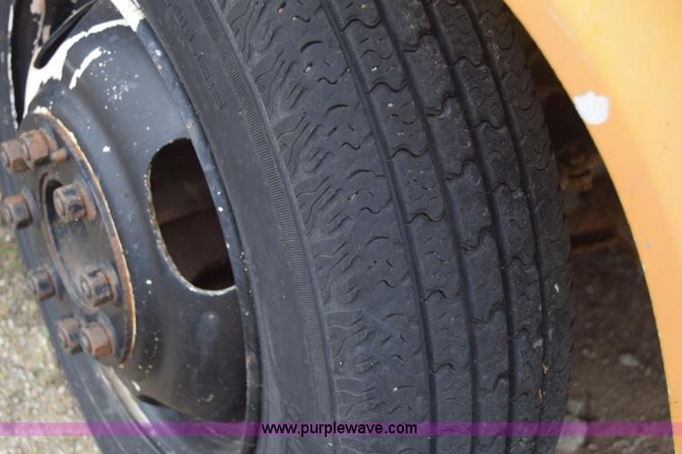 image for item CB9293 1985 Chevrolet G30 school bus