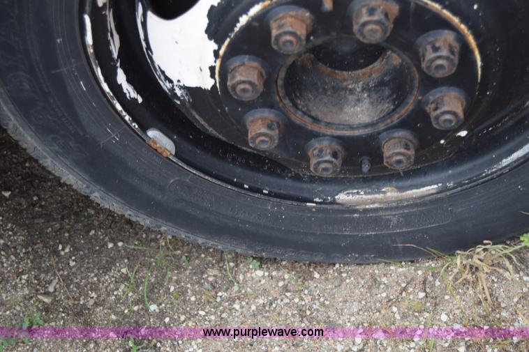 image for item CB9293 1985 Chevrolet G30 school bus