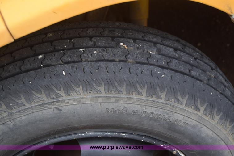 image for item CB9293 1985 Chevrolet G30 school bus