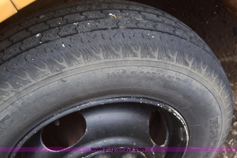 image for item CB9293 1985 Chevrolet G30 school bus