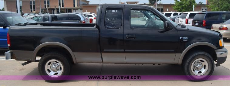 image for item CB9396 2001 Ford F150 SuperCab pickup truck