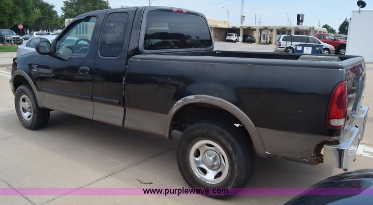 image for item CB9396 2001 Ford F150 SuperCab pickup truck