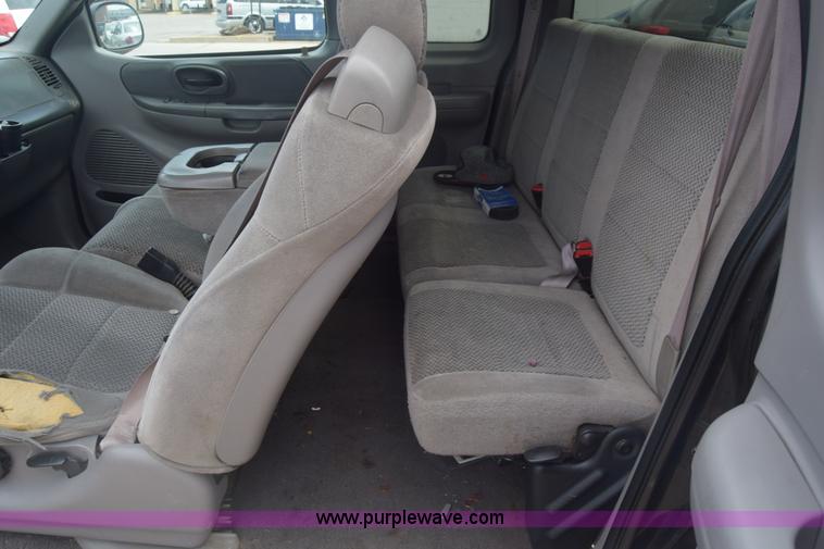 image for item CB9396 2001 Ford F150 SuperCab pickup truck