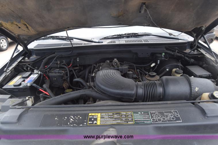 image for item CB9396 2001 Ford F150 SuperCab pickup truck