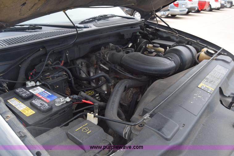 image for item CB9396 2001 Ford F150 SuperCab pickup truck