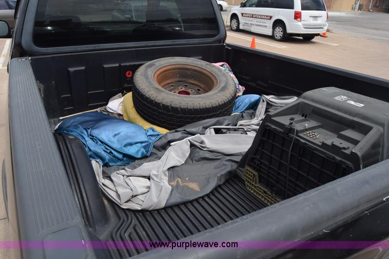 image for item CB9396 2001 Ford F150 SuperCab pickup truck