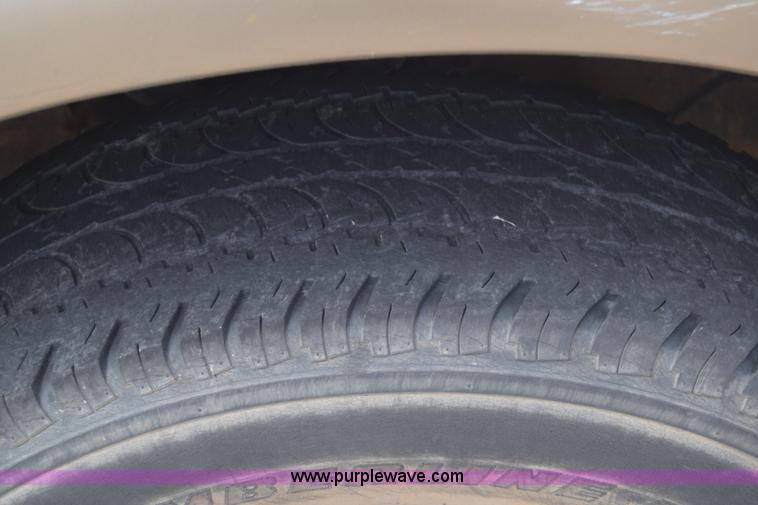 image for item CB9396 2001 Ford F150 SuperCab pickup truck