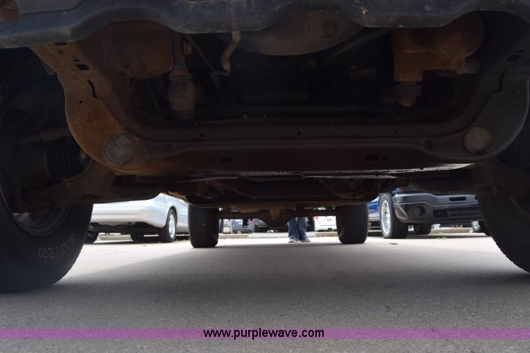 image for item CB9396 2001 Ford F150 SuperCab pickup truck