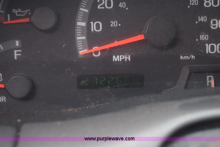 image for item CB9396 2001 Ford F150 SuperCab pickup truck