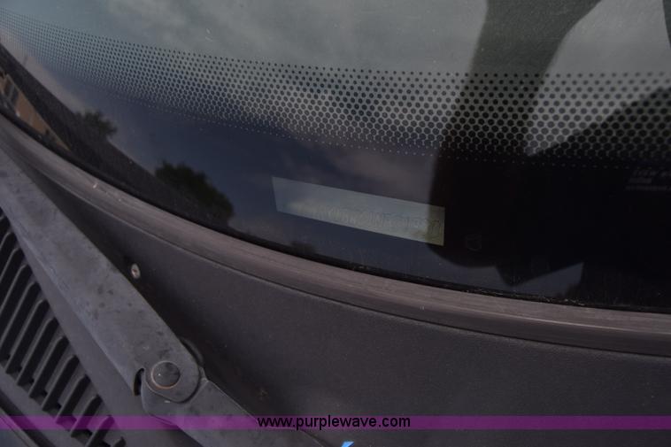 image for item CB9396 2001 Ford F150 SuperCab pickup truck