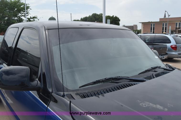 image for item CB9397 2004 GMC Sierra 1500 Ext. Cab pickup truck