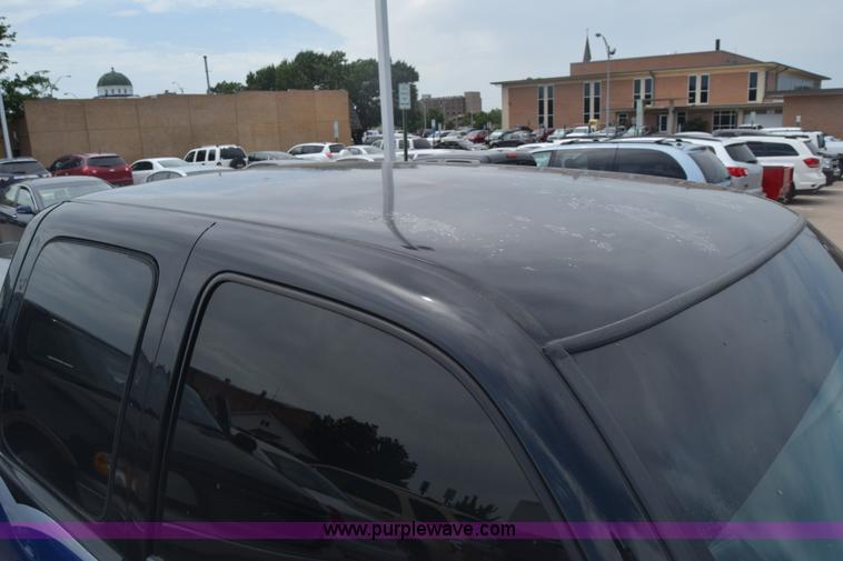 image for item CB9397 2004 GMC Sierra 1500 Ext. Cab pickup truck