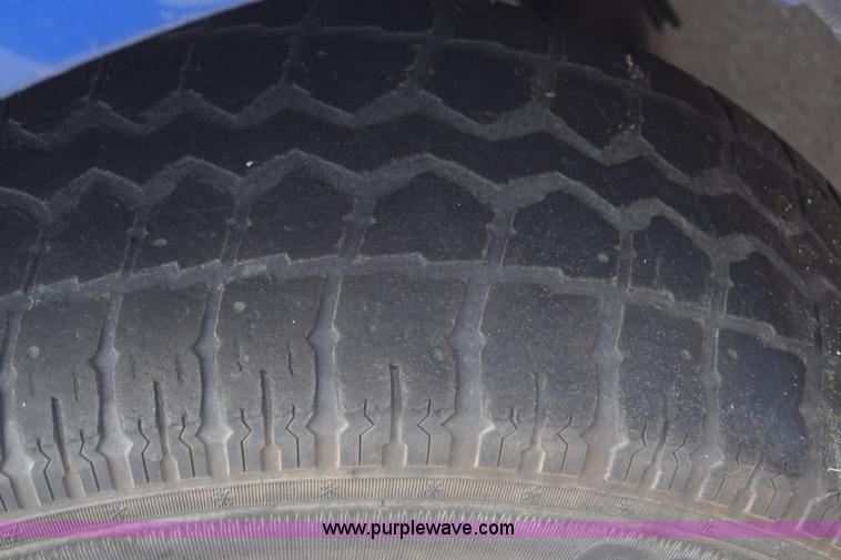 image for item CB9397 2004 GMC Sierra 1500 Ext. Cab pickup truck