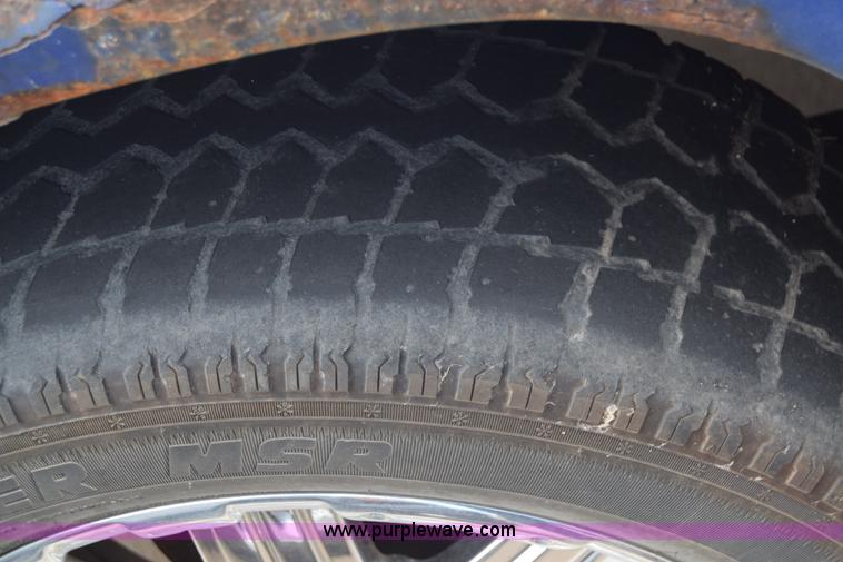 image for item CB9397 2004 GMC Sierra 1500 Ext. Cab pickup truck