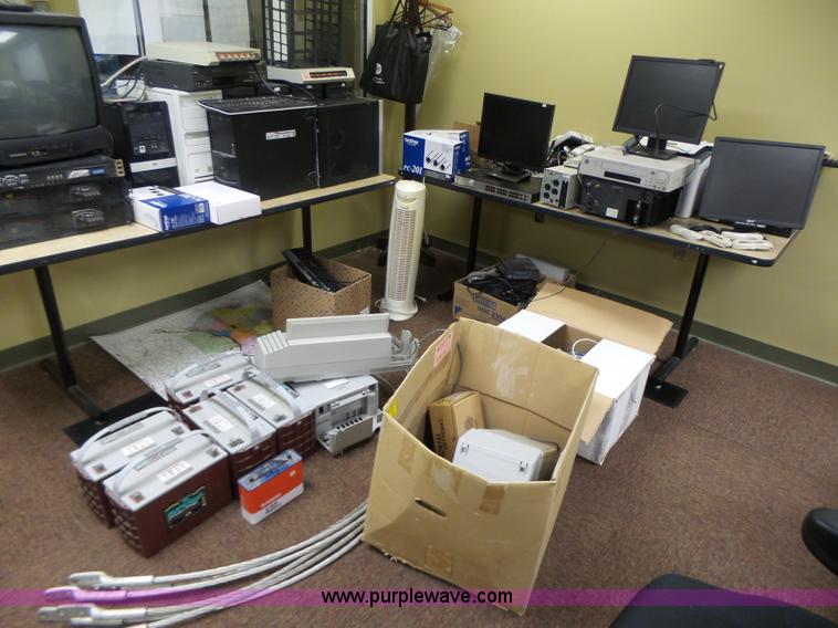 image for item CC9287 Office supplies and equipment