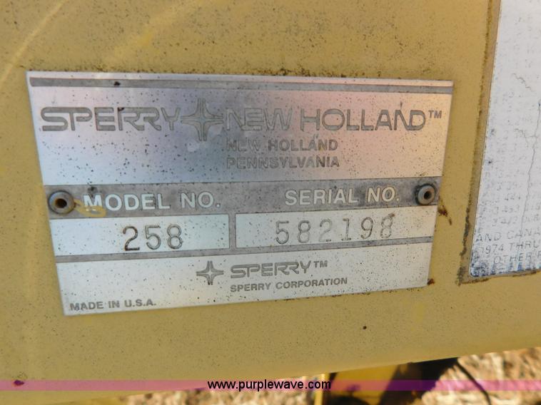 image for item CD9281 New Holland 258 hay rake