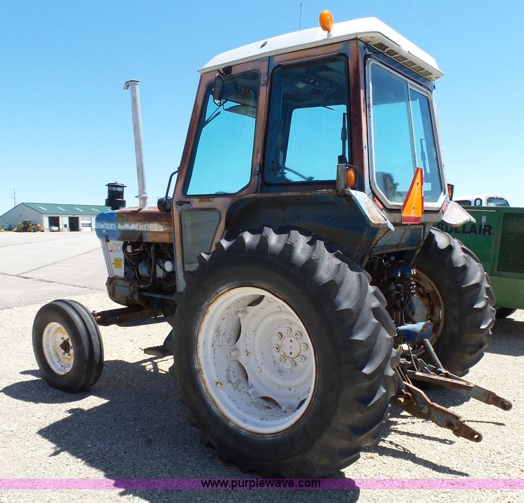 image for item J4063 Ford 6610 tractor