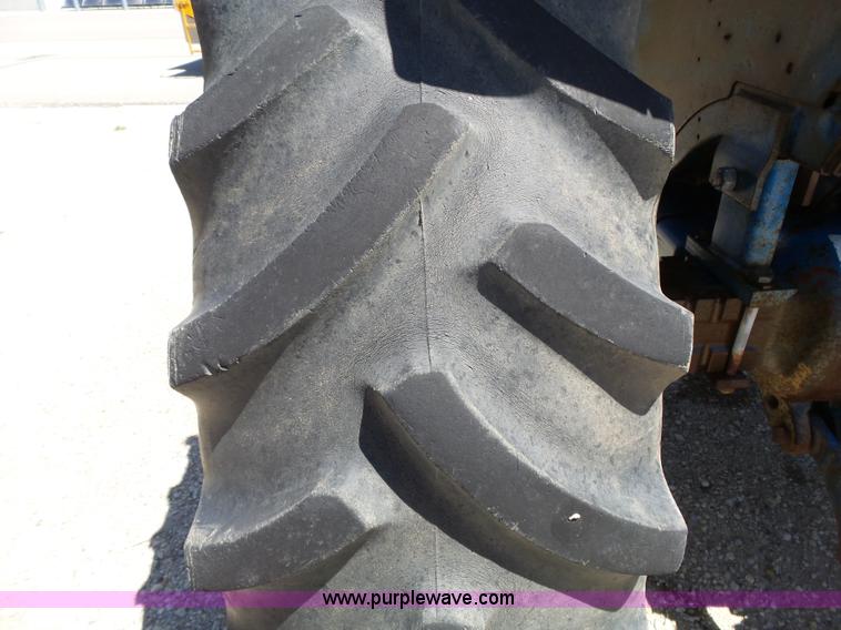 image for item J4063 Ford 6610 tractor