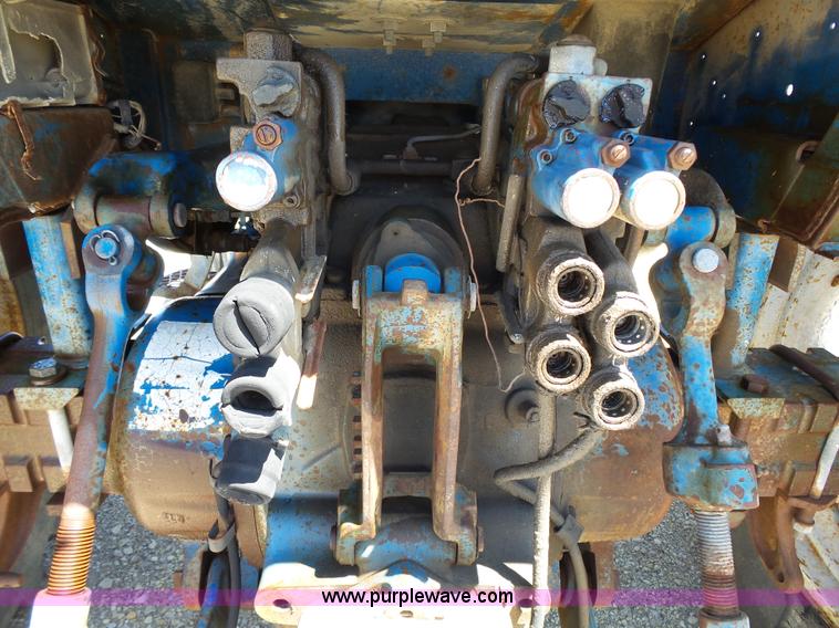image for item J4063 Ford 6610 tractor