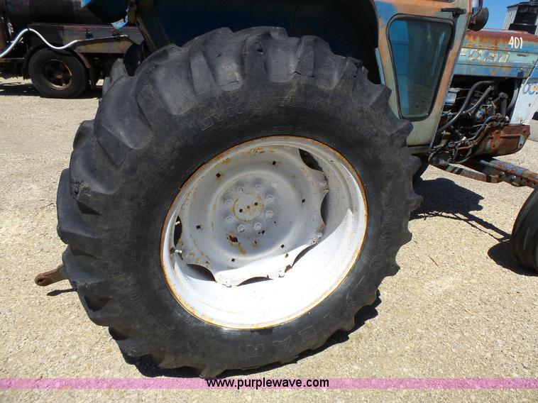 image for item J4063 Ford 6610 tractor