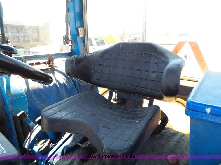 image for item J4063 Ford 6610 tractor