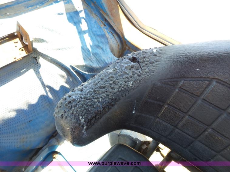 image for item J4063 Ford 6610 tractor