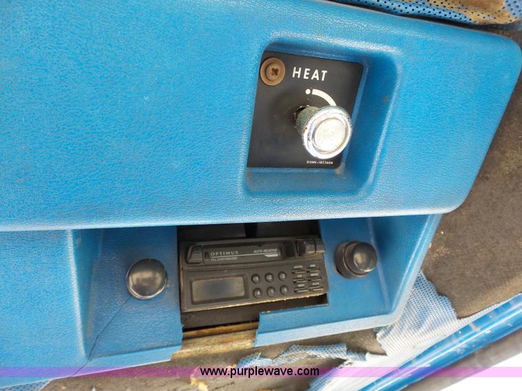 image for item J4063 Ford 6610 tractor