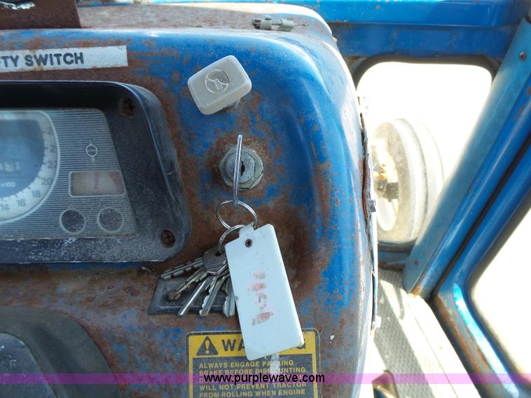 image for item J4063 Ford 6610 tractor