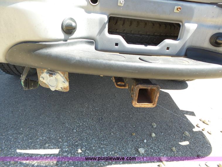 image for item J4065 2001 Ford F150 XL pickup truck