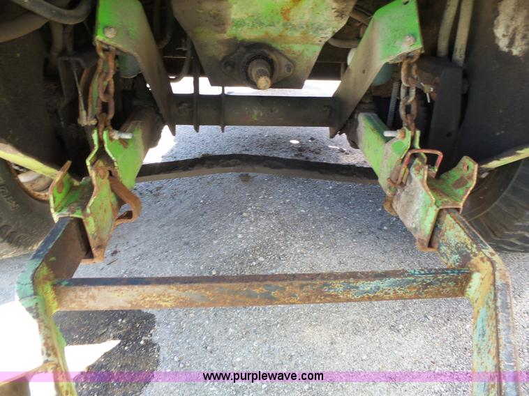 image for item J4067 CTL 2800 Turf Runner mower