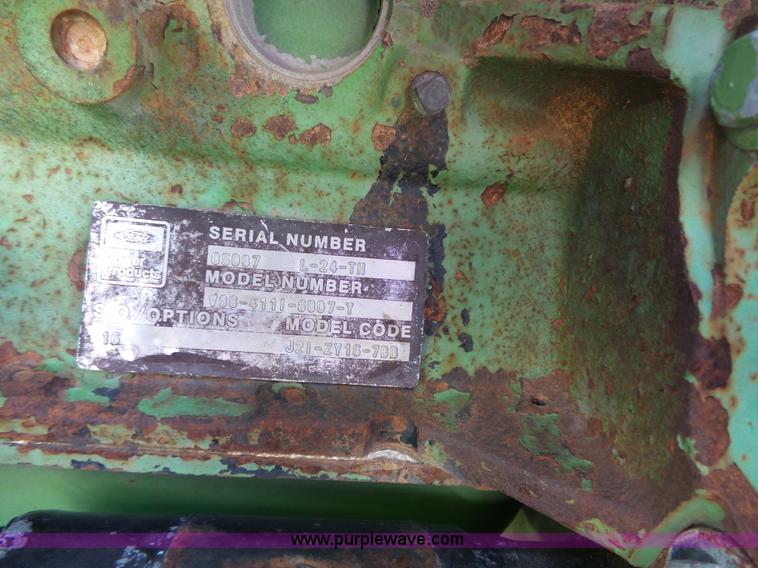 image for item J4067 CTL 2800 Turf Runner mower