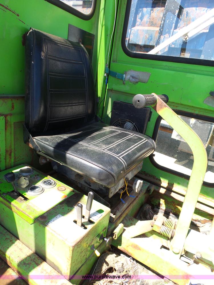 image for item J4067 CTL 2800 Turf Runner mower