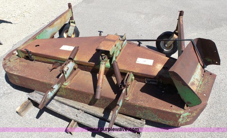 image for item J4067 CTL 2800 Turf Runner mower