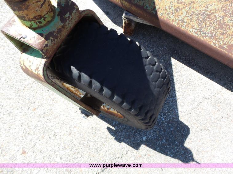 image for item J4067 CTL 2800 Turf Runner mower