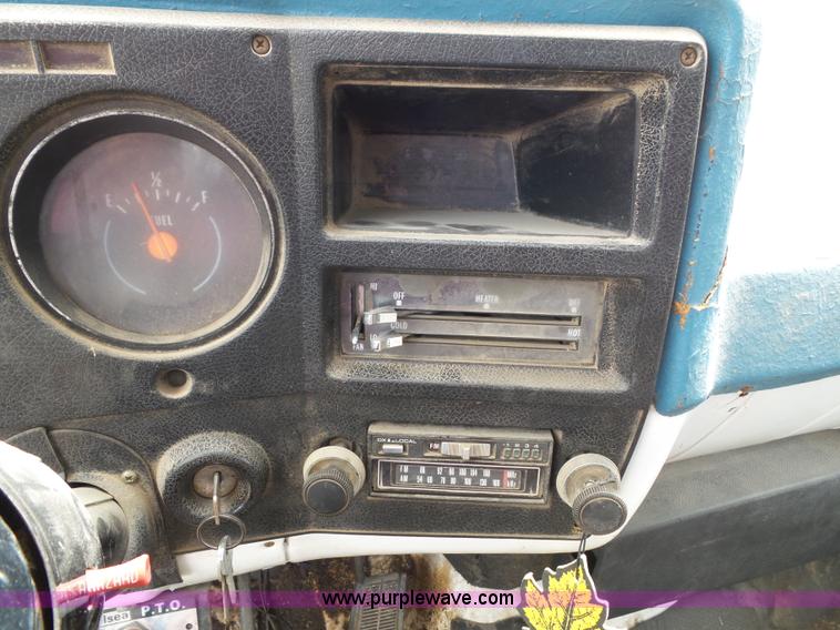 image for item J4835 1978 Chevrolet C60 dump truck