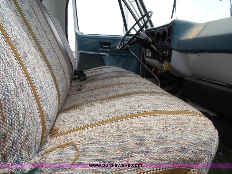 image for item J4835 1978 Chevrolet C60 dump truck