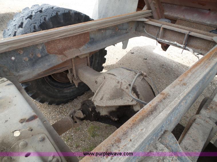 image for item J4835 1978 Chevrolet C60 dump truck