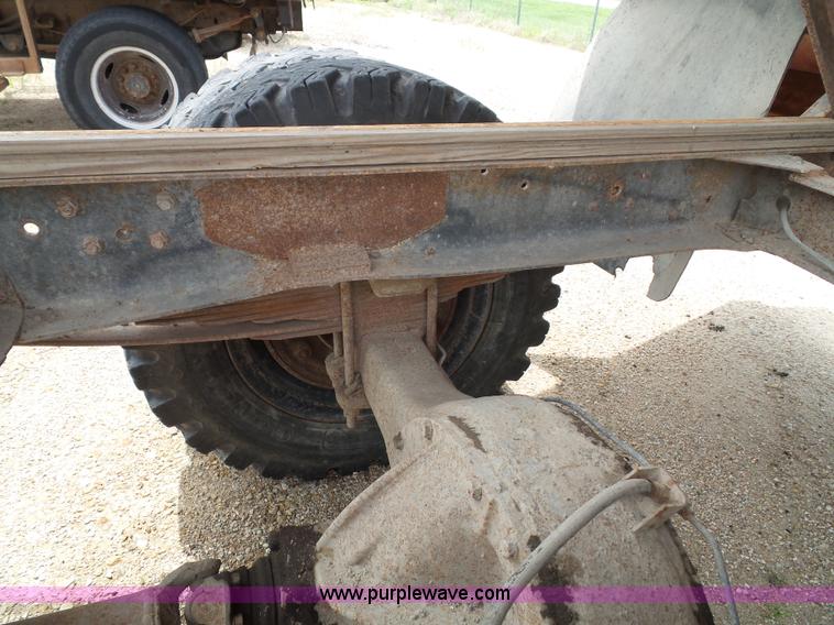 image for item J4835 1978 Chevrolet C60 dump truck