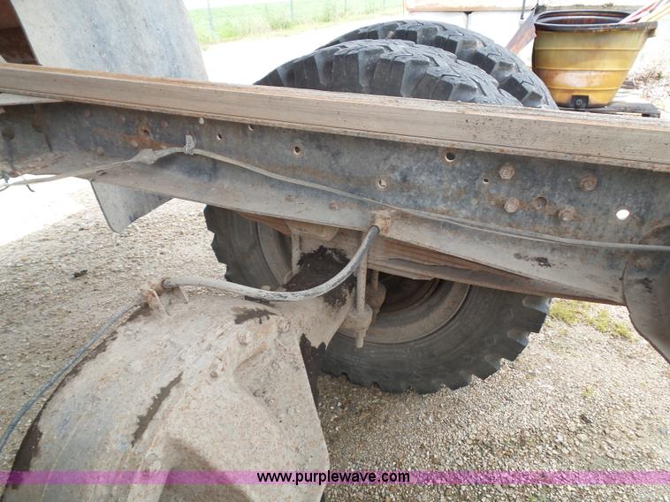 image for item J4835 1978 Chevrolet C60 dump truck