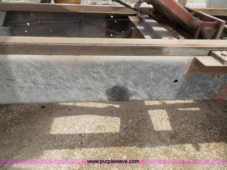 image for item J4835 1978 Chevrolet C60 dump truck