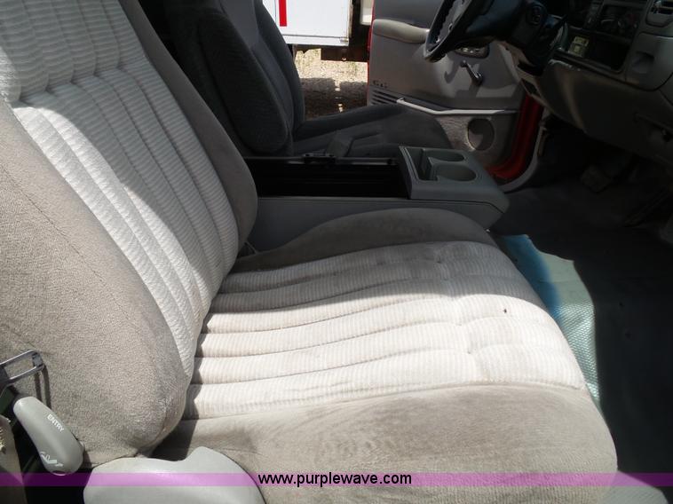 image for item J4838 1998 Chevrolet 1500 Ext. Cab pickup truck