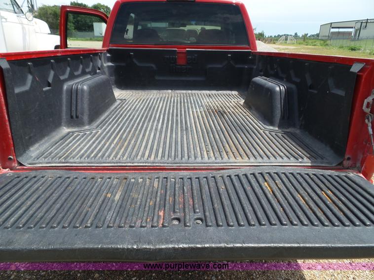 image for item J4838 1998 Chevrolet 1500 Ext. Cab pickup truck