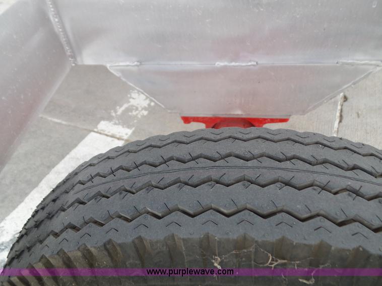 image for item J4851 2011 KCI GSE passenger boarding ramp